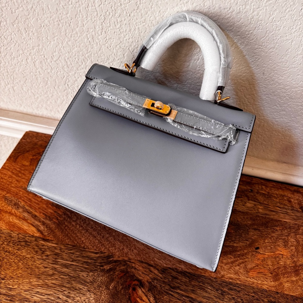 LEATHER INSIDE & OUT | Light Blue Mini 25 Sellier KL Top Handle w/ Gold HW S17 - Picture 13 of 13
